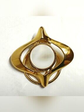 Gold-Tone White Center Statement Scarf Clip